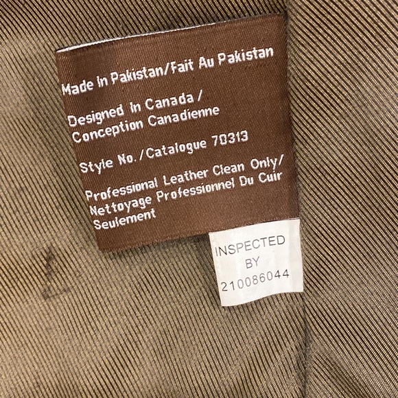 Danier vintage leather jacket. - Picture 8 of 8